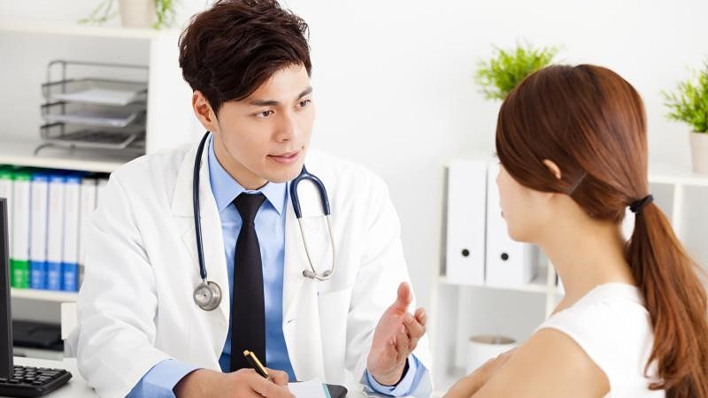 Giải mã ý nghĩa giấc mơ thấy bác sĩ đánh con gì